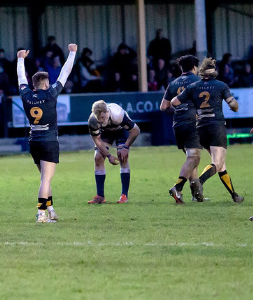 Currie Chieftains Team On Pitch Photo